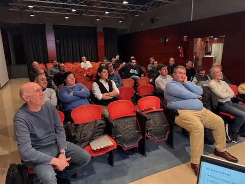 Els col·legiats assistents a l'assemblea